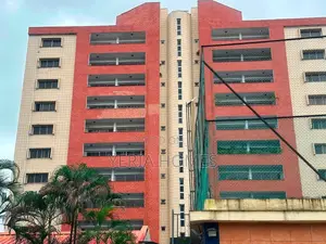 3bdrm Block of Flats in Old Ikoyi for rent