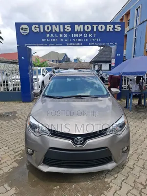 Toyota Corolla LE Eco Premium 4dr Sedan (1.8L 4cyl CVT) 2014 Brown