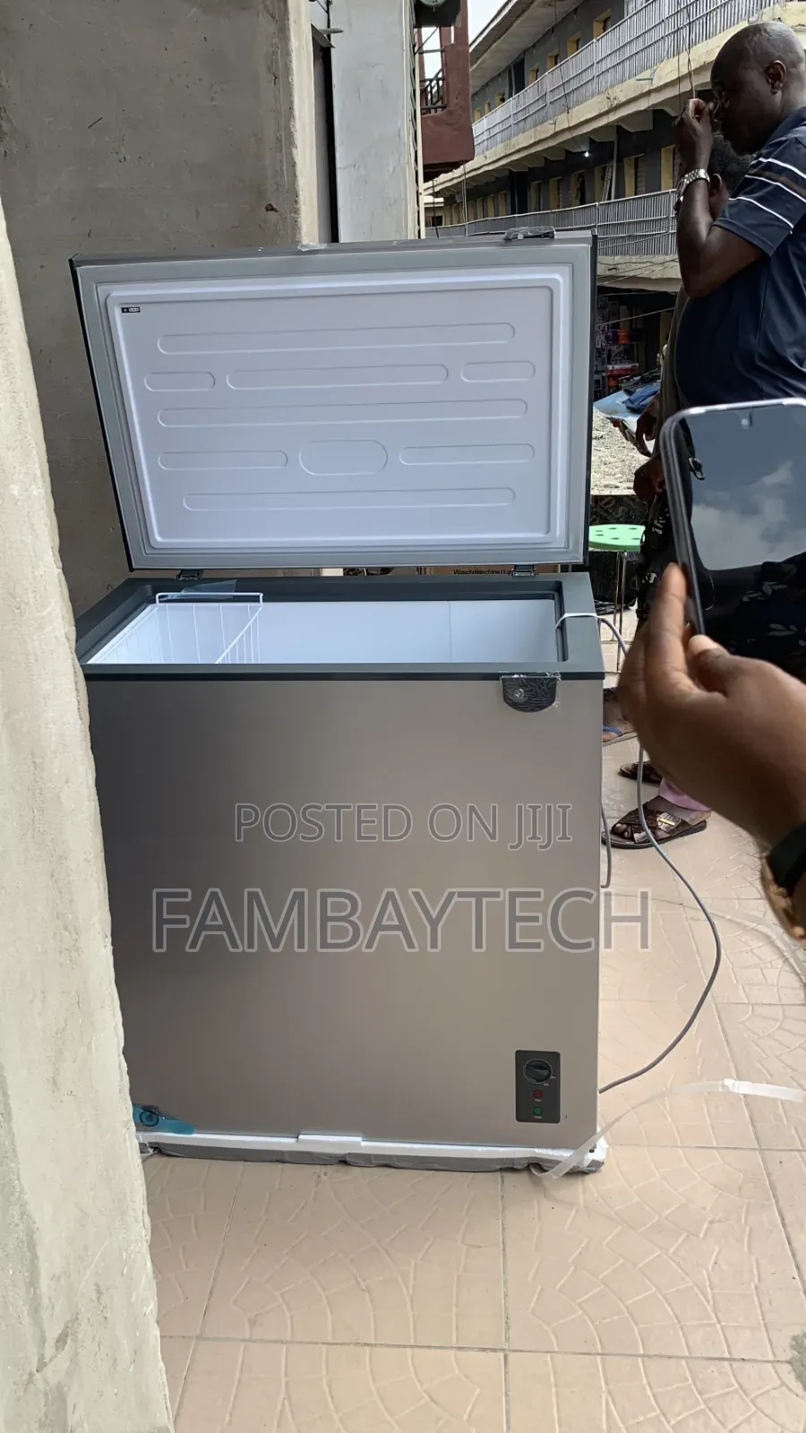 Valuable LG FRZ205BQCF 194L Deep Freezer