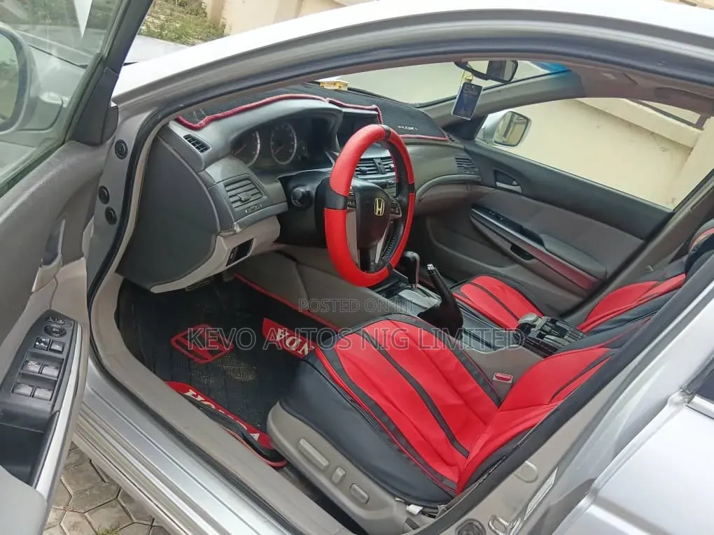 Honda Accord 2.0 i-VTEC Automatic 2009 Silver
