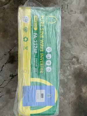 FamiCare 2.5KVa Hybrid Inverter 24V