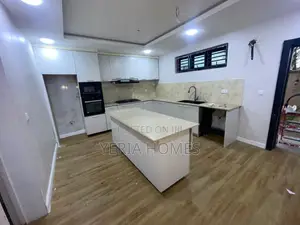 4bdrm Duplex in Lekki Phase 1 for rent