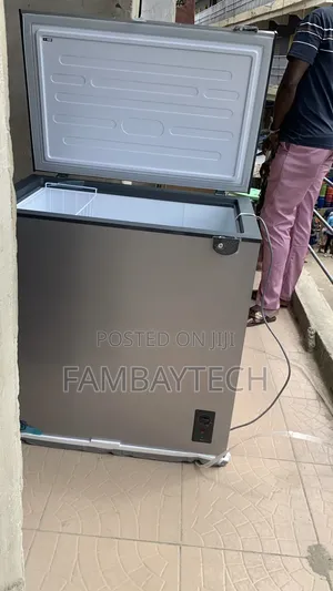 Impressive Single-Door LG 194Liters Chest Freezer