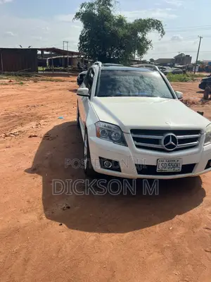 Mercedes-Benz GLK-Class 350 4MATIC 2011 White