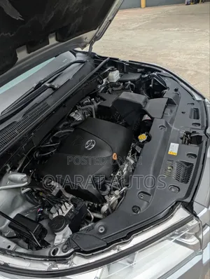Toyota Highlander XLE 2019 Silver