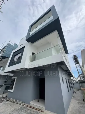 4bdrm Duplex in Lekki Expressway for sale