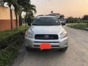 Toyota RAV4 2008 Silver