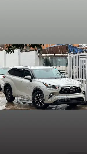 Toyota Highlander XLE AWD 2020 White