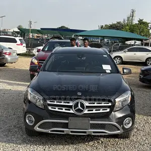 Mercedes-Benz GLA 250 2020 Black