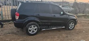 Toyota RAV4 Automatic 2003 Black