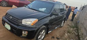 Toyota RAV4 Automatic 2003 Black