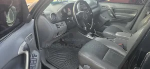 Toyota RAV4 Automatic 2003 Black