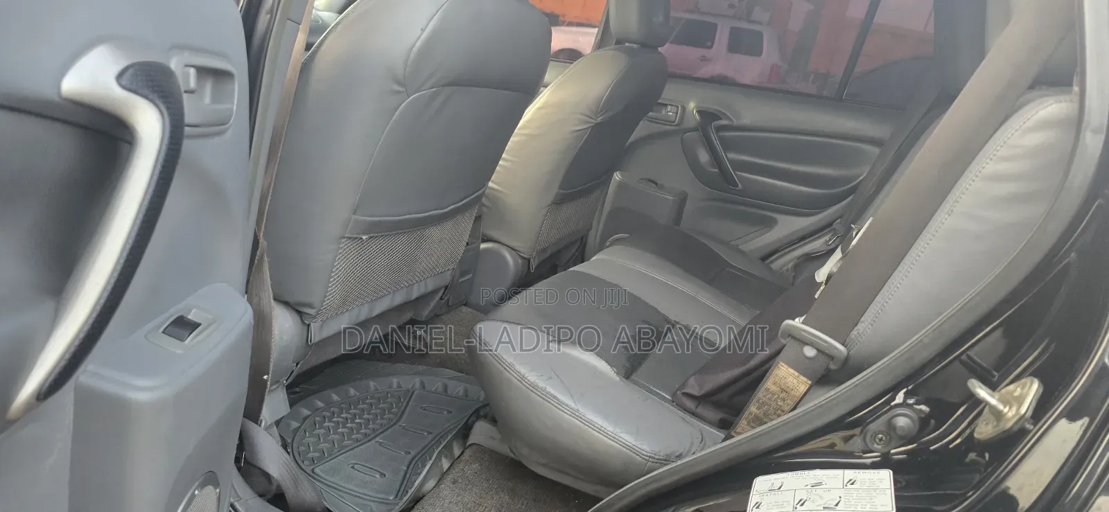 Toyota RAV4 Automatic 2003 Black