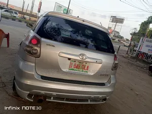 Toyota Matrix 2005 Silver