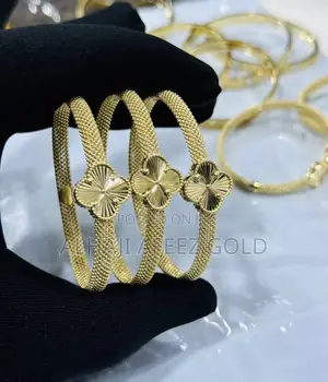 Pure Gold 18karat Italy Gold Bracelet