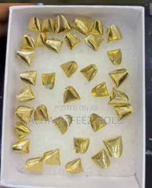 Pure Gold 18karat Gold Teeth