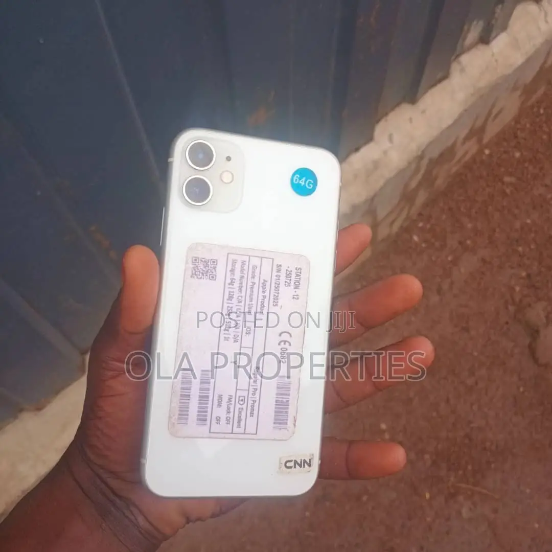 Apple iPhone 11 64 GB White