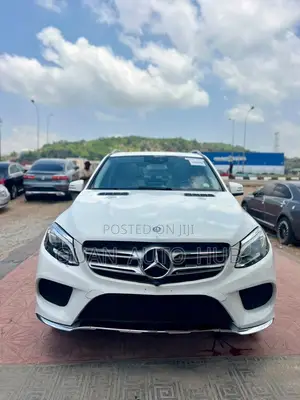 Mercedes-Benz GLE-Class GLE 350d 4MATIC 2017 White