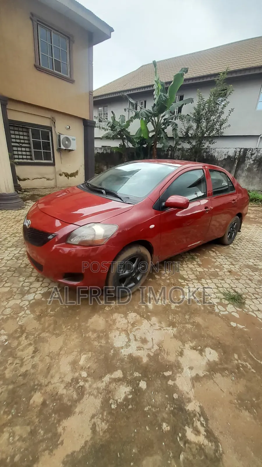 Toyota Yaris 2009 Red