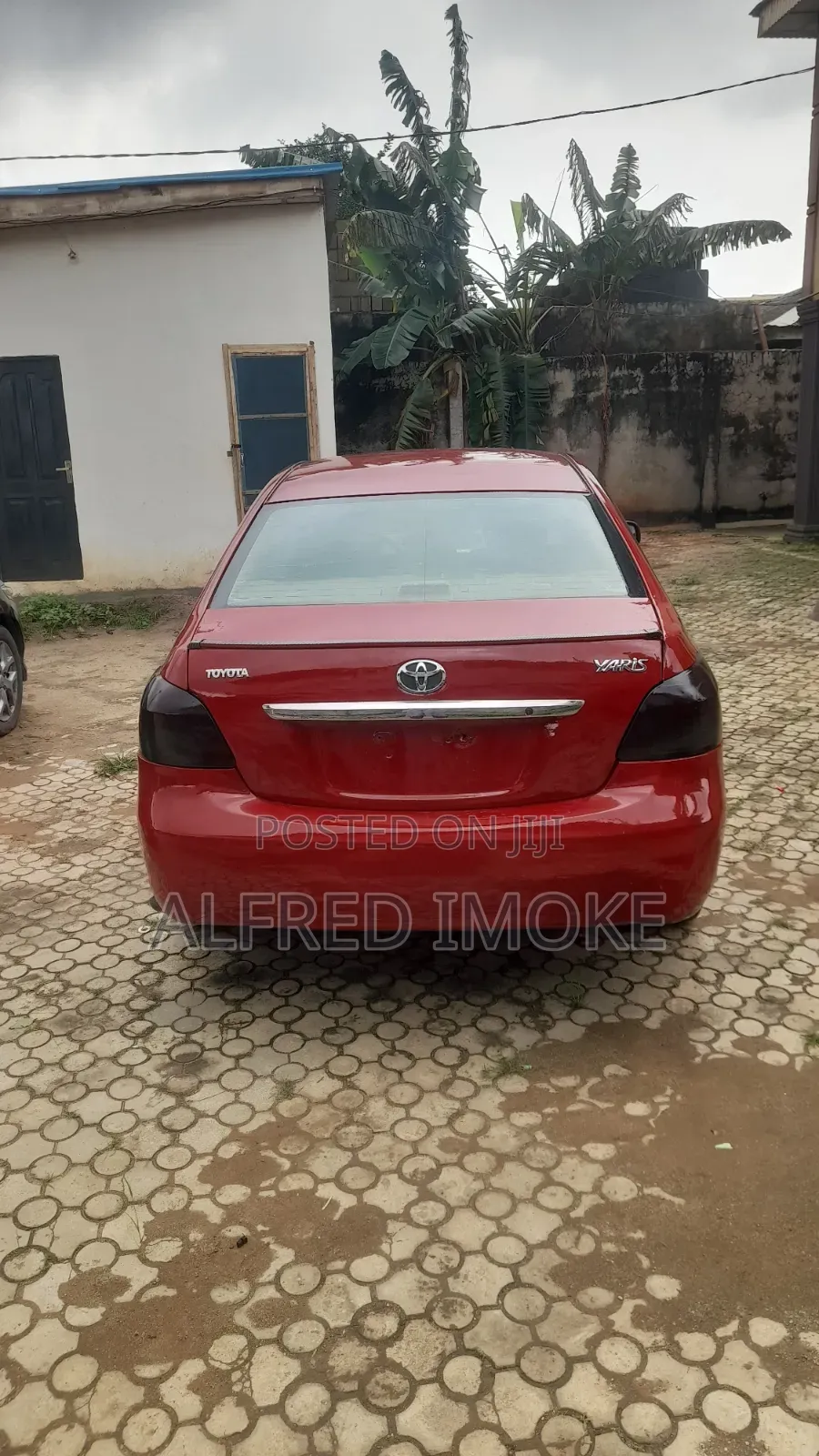 Toyota Yaris 2009 Red