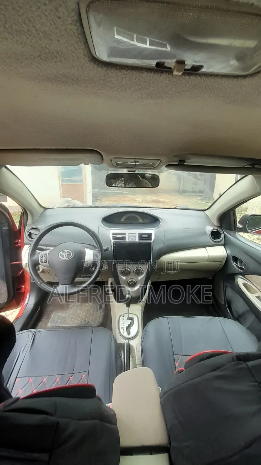 Toyota Yaris 2009 Red
