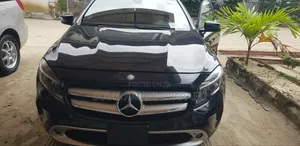 Mercedes-Benz GLA 250 2017 Black