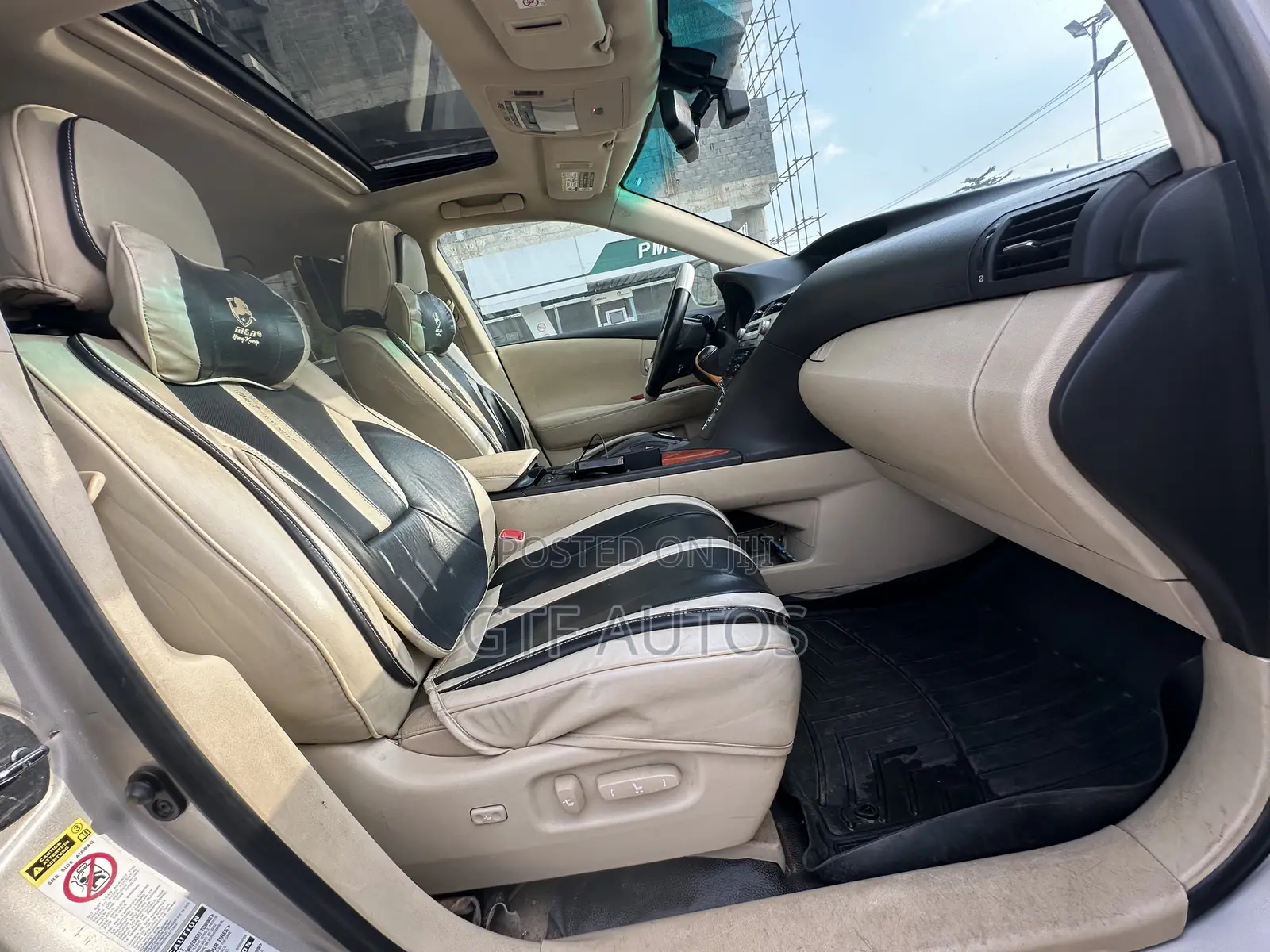 Lexus RX 350 2011 Gold