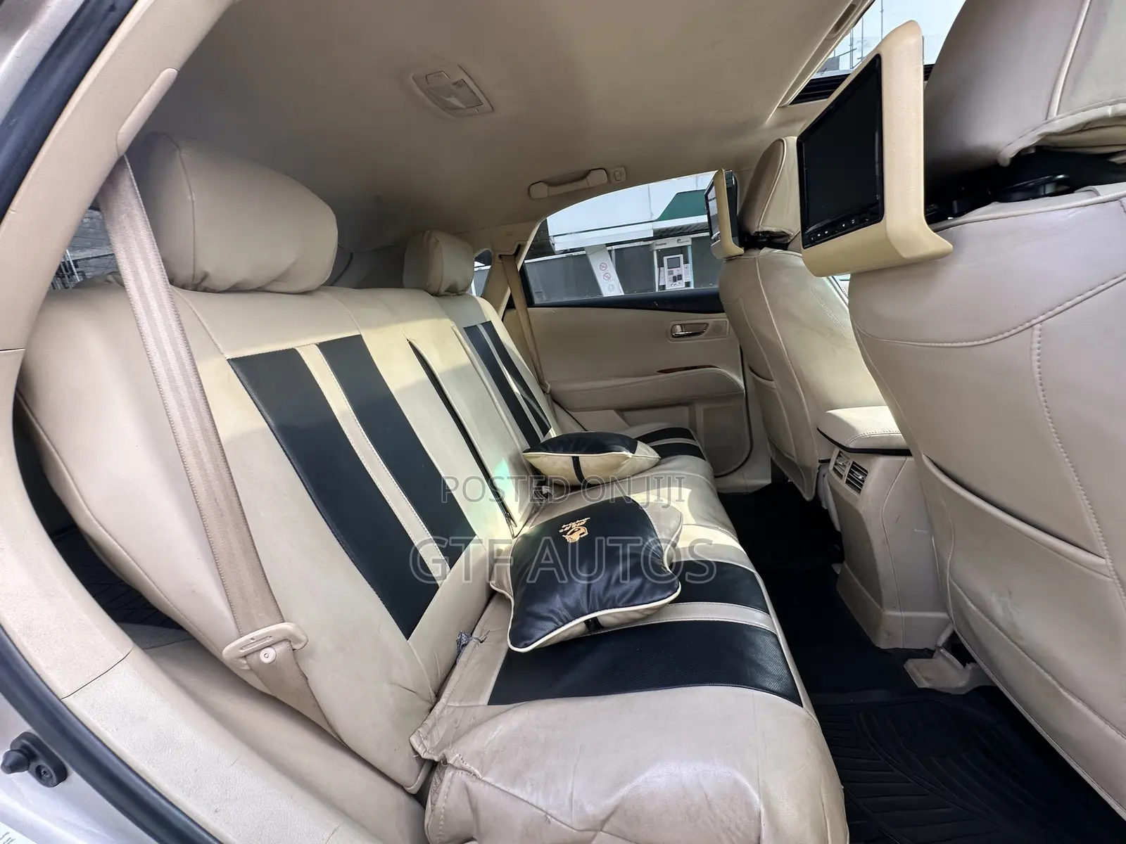 Lexus RX 350 2011 Gold