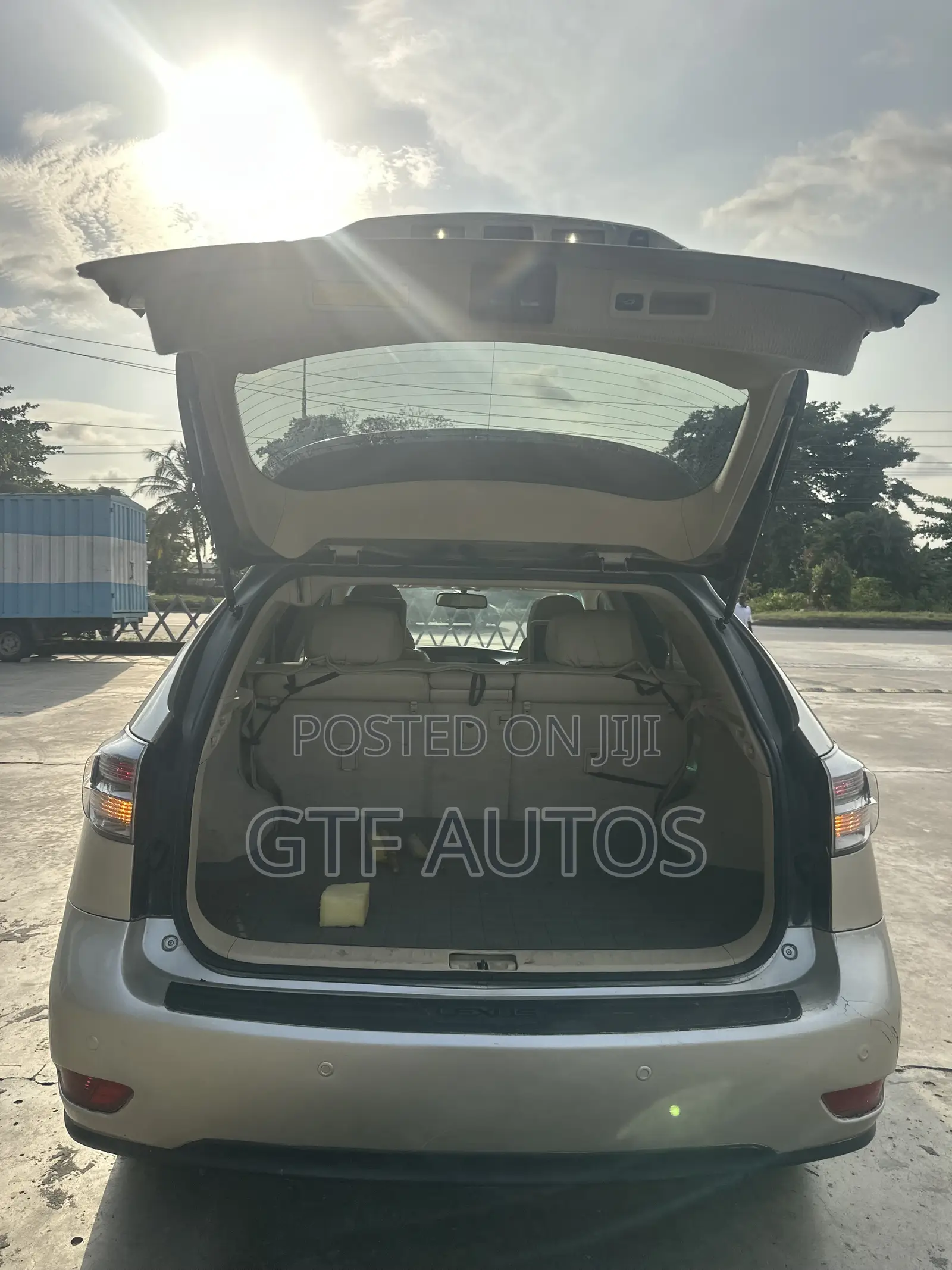 Lexus RX 350 2011 Gold