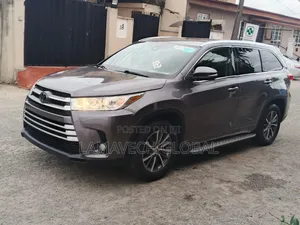 Toyota Highlander 2018 Gray