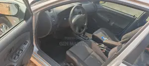 Mitsubishi Carisma 2004 Silver