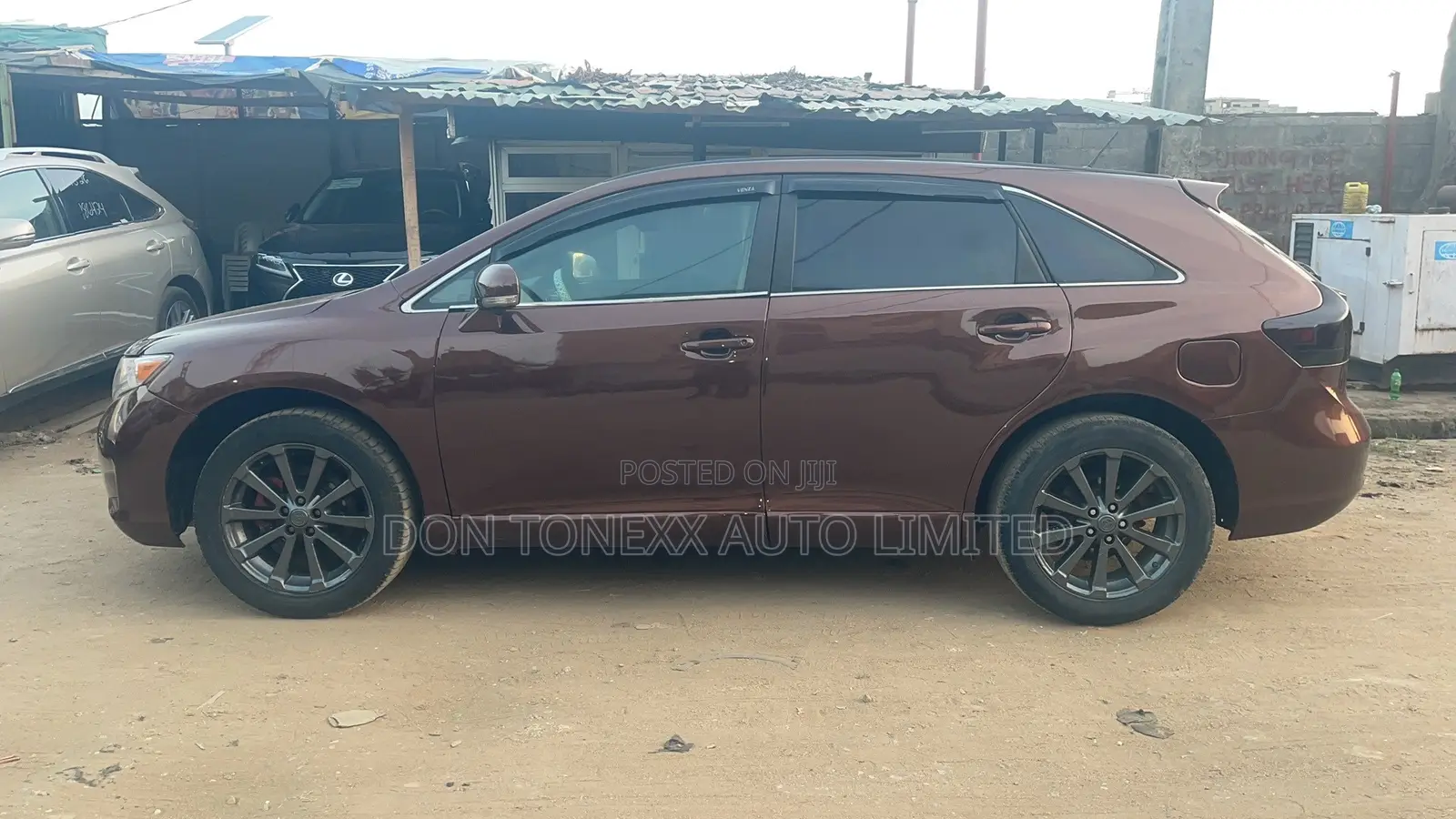 Toyota Venza LE 2011 Brown