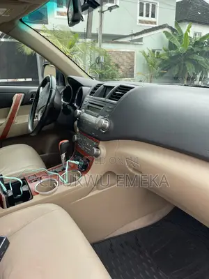 Toyota Highlander Limited 2010 White