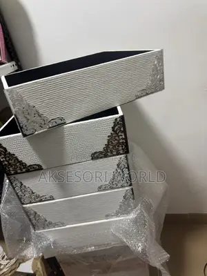 Open Trunk Hamper Box Christmas Gift