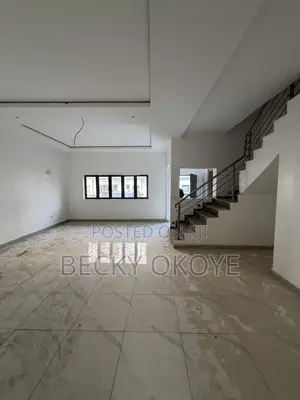 4bdrm Duplex in Life Camp for rent