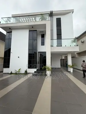 6bdrm Duplex in Apo for sale