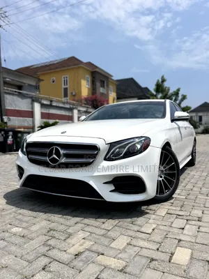 Mercedes-Benz E300 4Matic AWD Sedan (2.0L 4cyl 9A) 2017 White