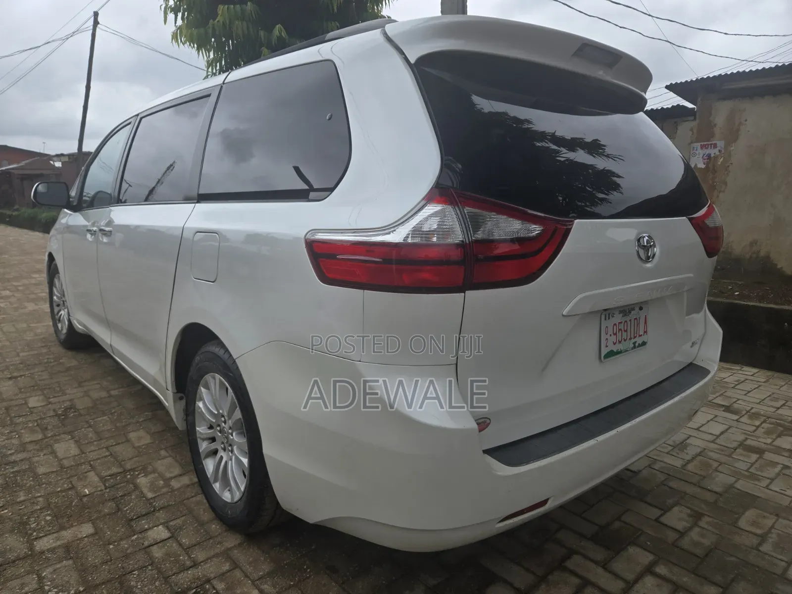 Toyota Sienna 2015 White