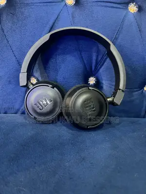 JBL T450bt