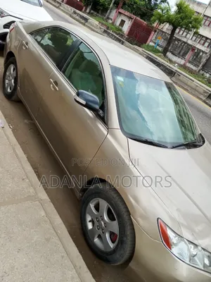 Toyota Camry 2008 Gold