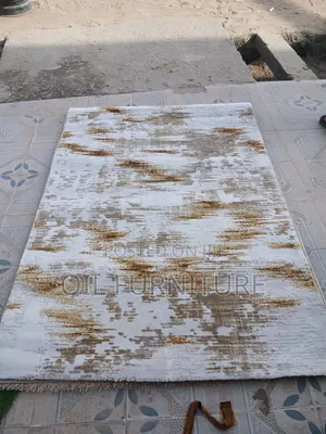​Modern Abstract Gold & White Rug - Brand New Area Rug