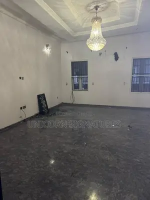 1bdrm Room & Parlour in Bridge Gate Estate, Lekki Expressway for rent