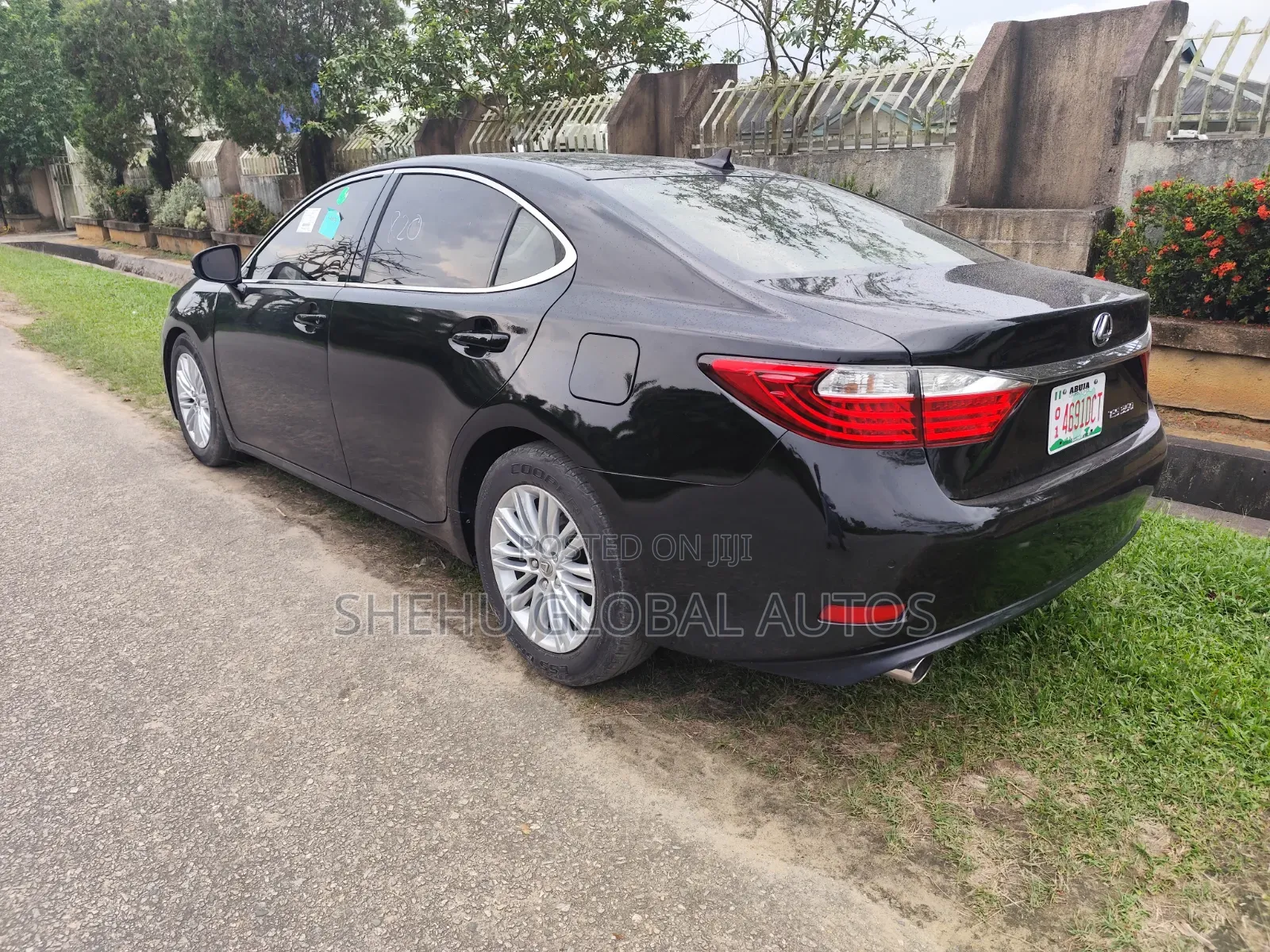 Lexus ES 350 FWD 2014 Black