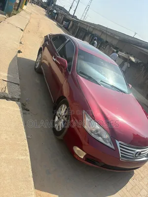 Lexus ES 350 2011 Red