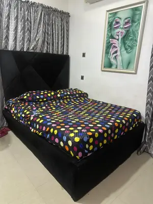 4by6 Bedframe (Black) Fairly Used, No Defects