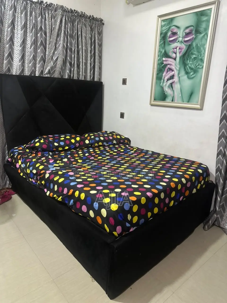 4by6 Bedframe (Black) Fairly Used, No Defects