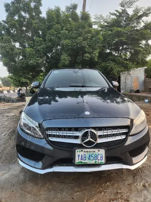 Mercedes-Benz C300 2016 Gray
