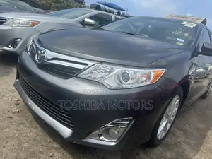Toyota Camry 2014 Gray