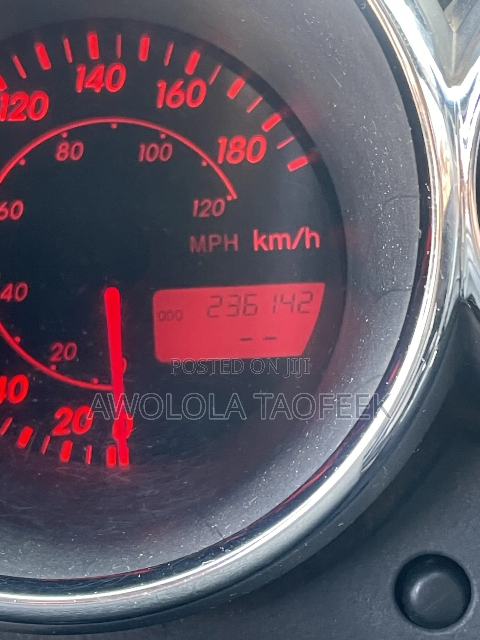 Toyota Matrix Standard FWD (1.8L 4cyl 5M) 2004 Silver