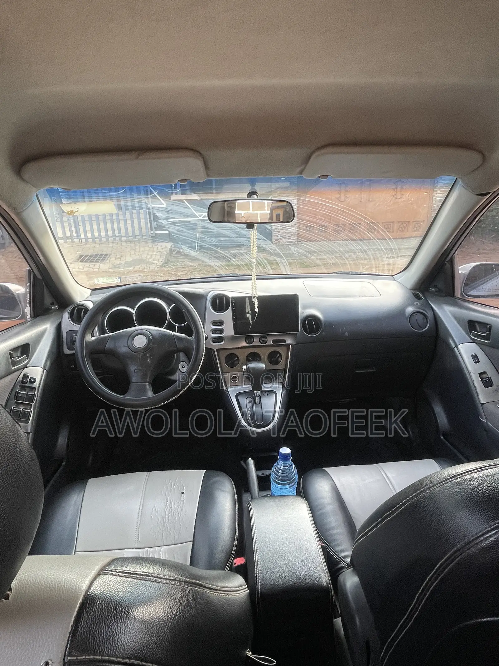 Toyota Matrix Standard FWD (1.8L 4cyl 5M) 2004 Silver